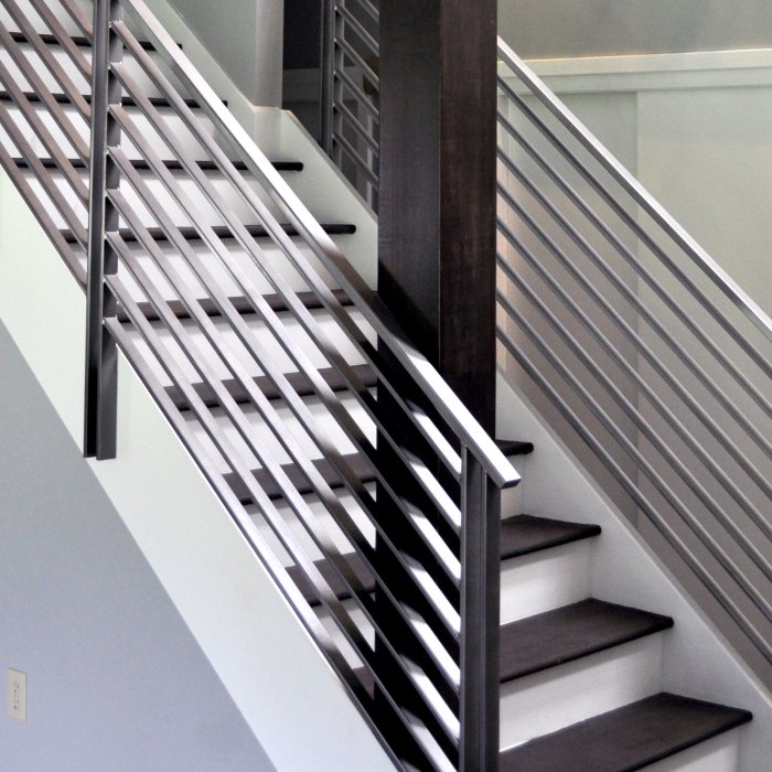 Ide desain Railing Stainless Tangga dan Balkon
