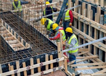 METODE PELAKSANAAN PEMASANGAN BEKISTING BATACO PUTIH UNTUK POER DAN SLOOF