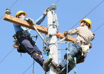 Intruksi Kerja Bekerja Pada Daerah Tegangan tinggi