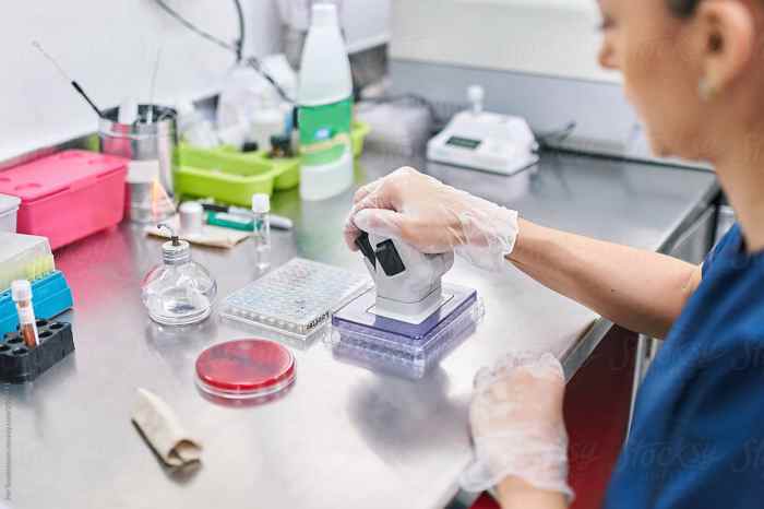 Langkah k3 pada peralatan laboratorium biologi dan mikrobiologi