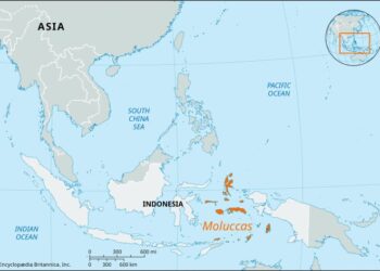 Gambar batas daratan pulau papua dan maluku