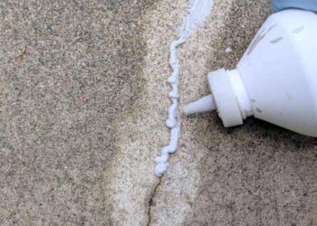 5 rekomendasi dempul tembok retak yang bagus