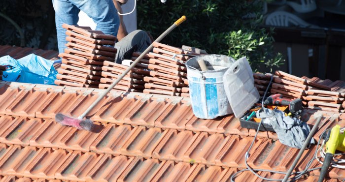 Harga Jasa Perbaikan Atap Bocor